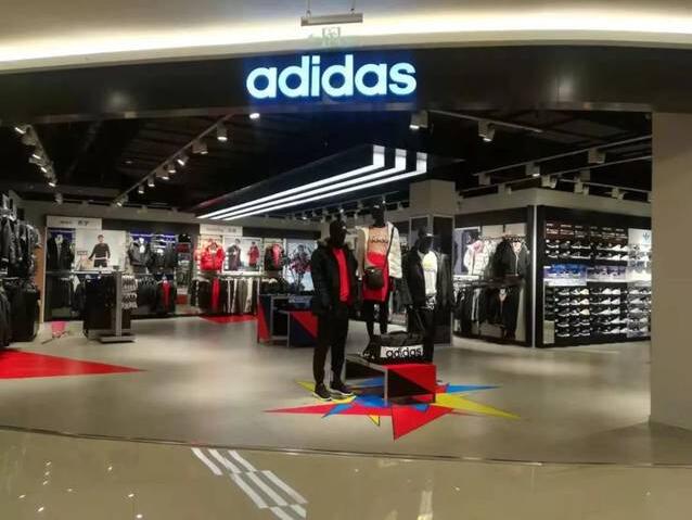 某运动品牌零售店中央空调系统工程