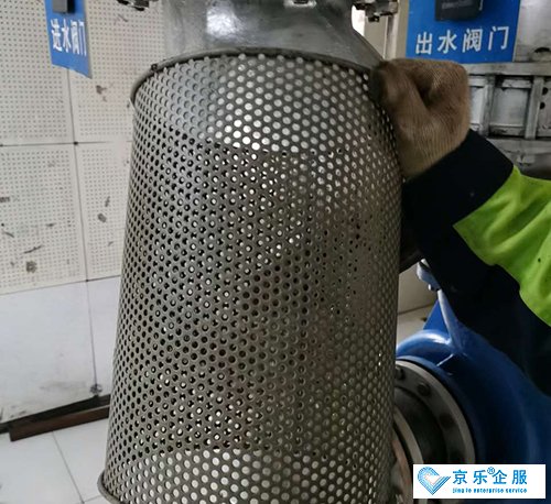 超市内奥克斯中央空调维保方法